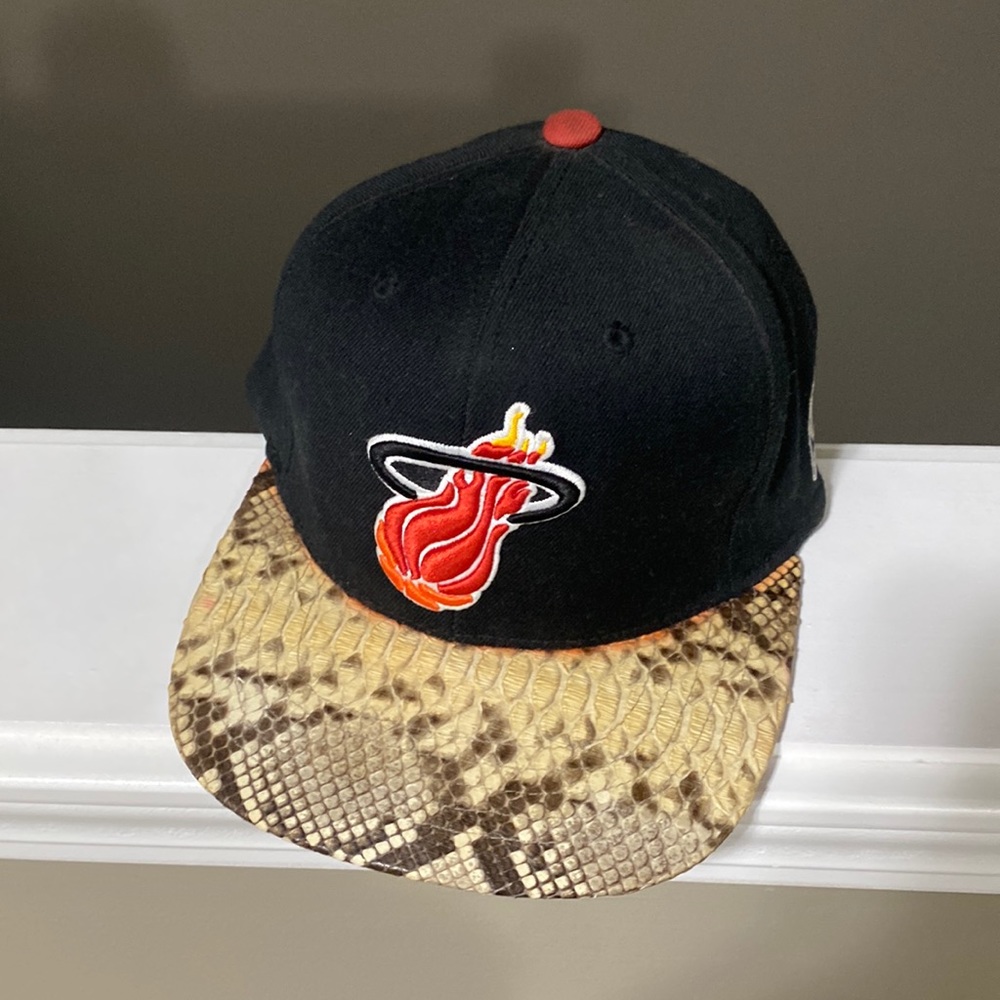 Mitchell & Ness Miami Heat Don C snake skin ball cap. 100% authentic.